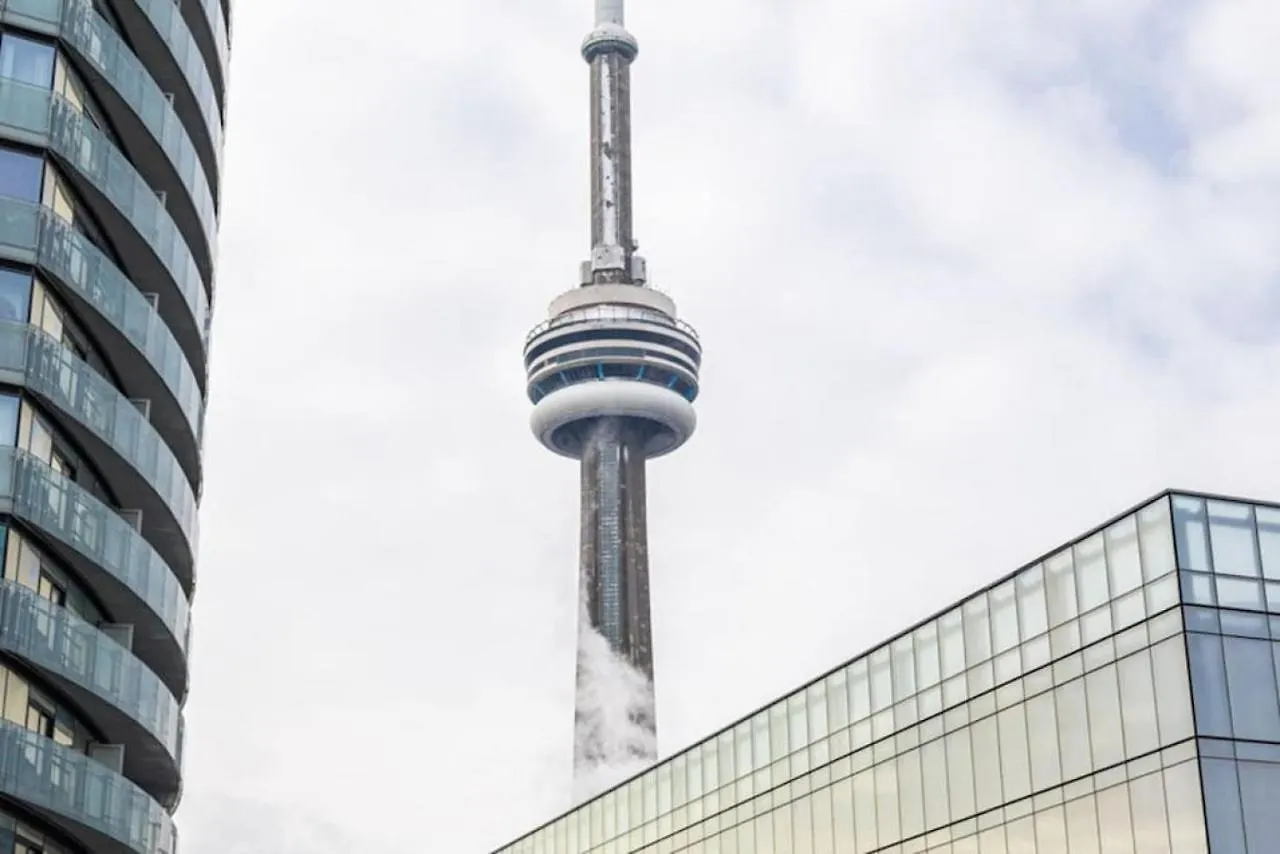 Urban Lifestyle 1Br Suite W Cn Tower And Lake View Toronto Vakantiehuis