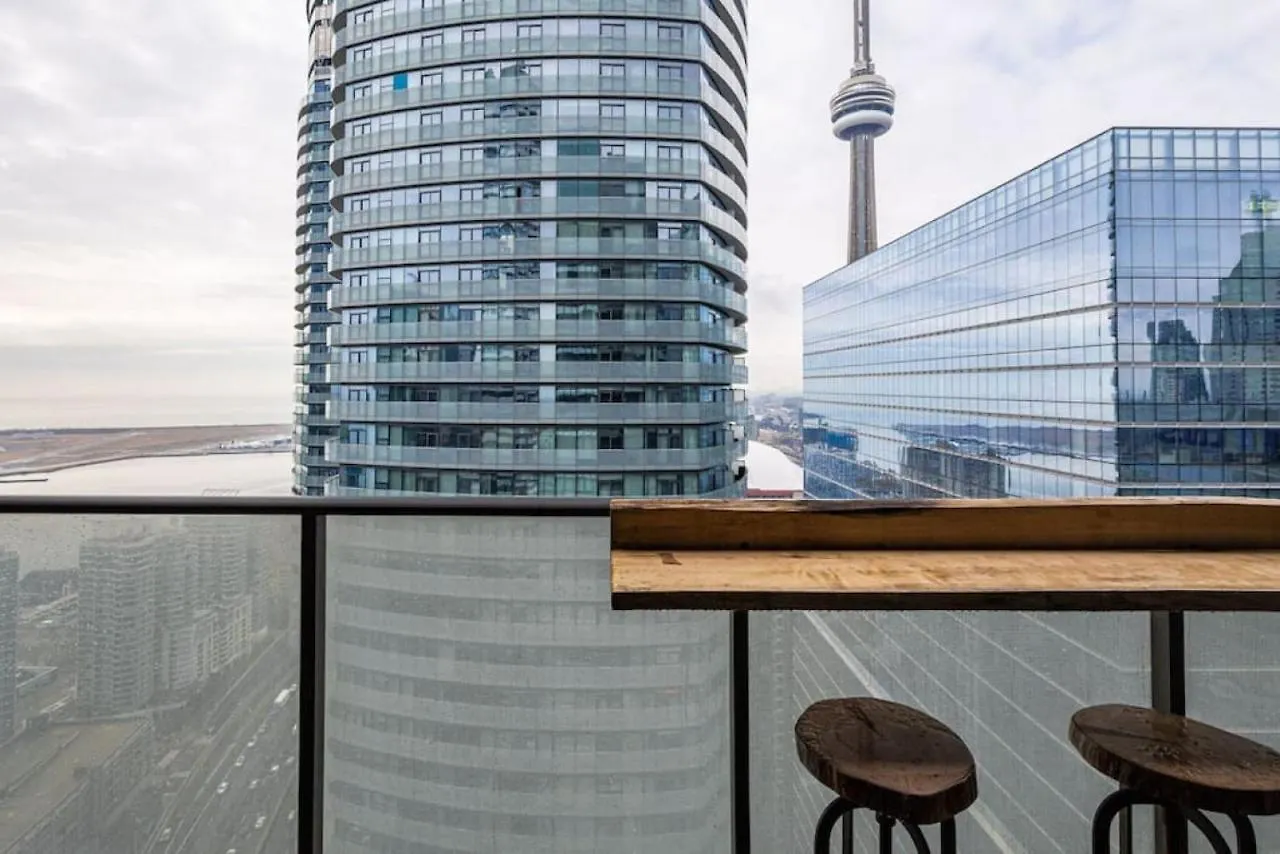 Vakantiehuis Urban Lifestyle 1Br Suite W Cn Tower And Lake View Toronto
